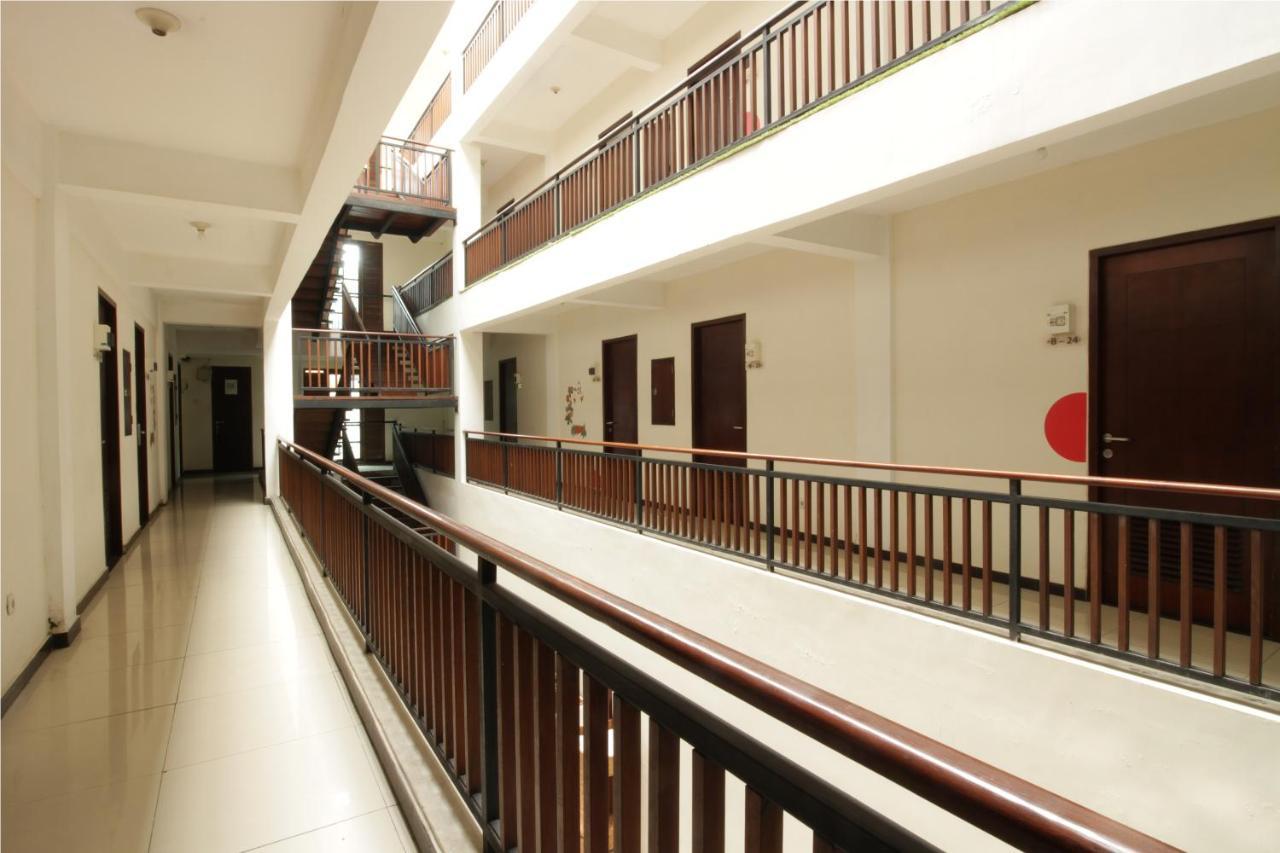 Dago'S Hill Hotel Bandung Buitenkant foto
