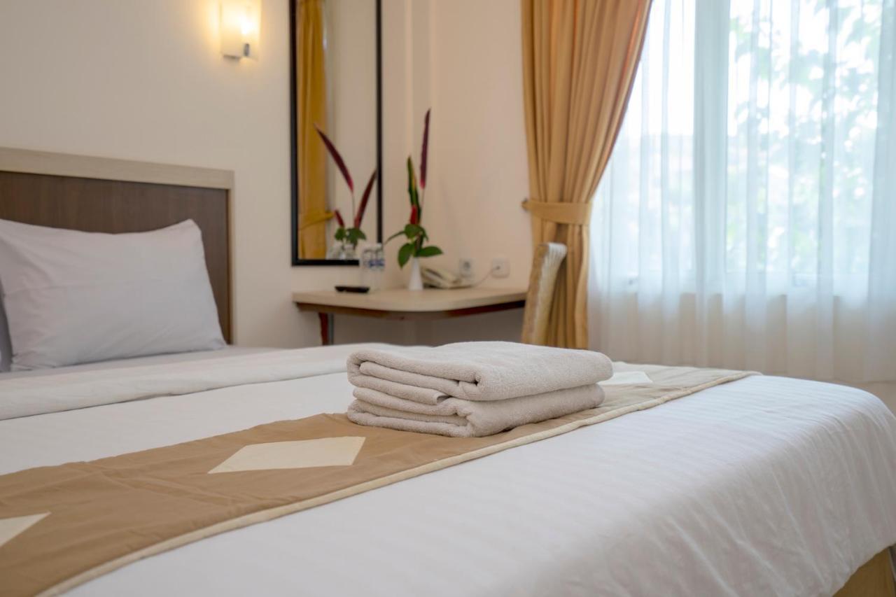 Dago'S Hill Hotel Bandung Buitenkant foto
