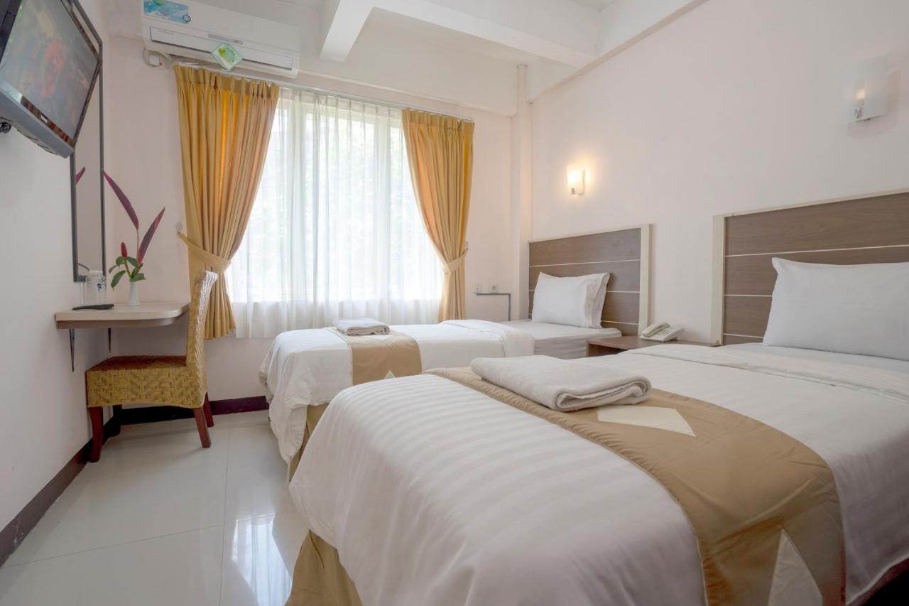 Dago'S Hill Hotel Bandung Buitenkant foto