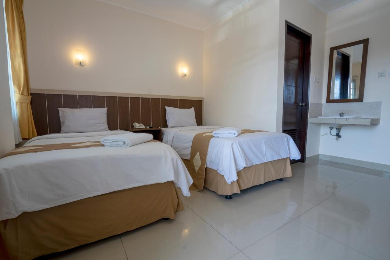 Dago'S Hill Hotel Bandung Buitenkant foto