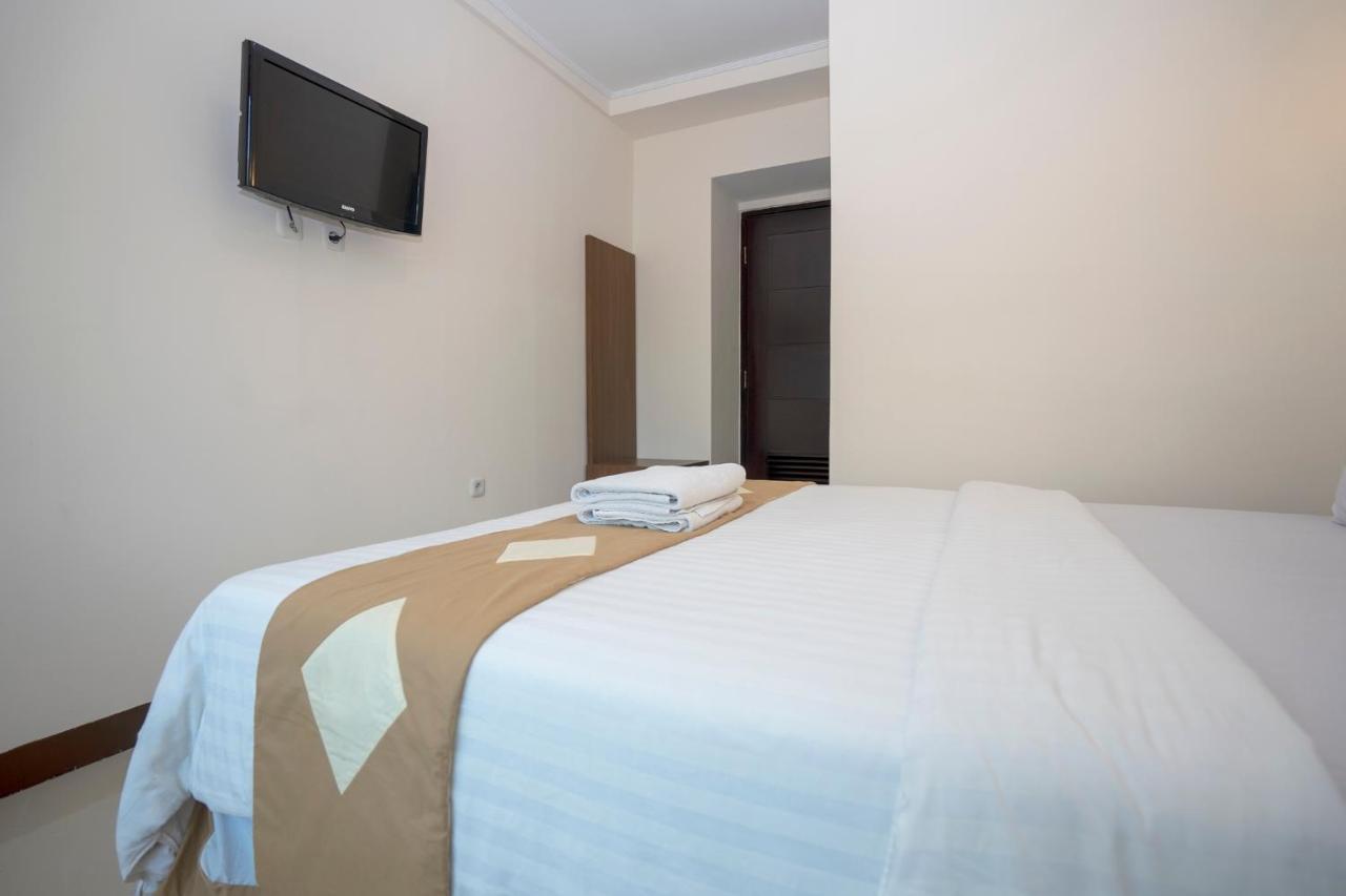 Dago'S Hill Hotel Bandung Buitenkant foto